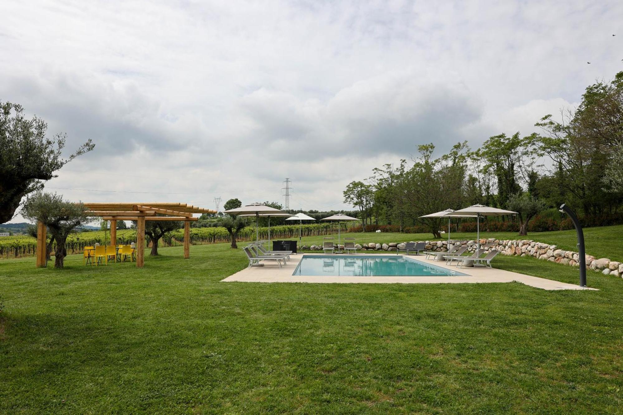 Bed And Breakfast Le Giale Castelnuovo del Garda Luaran gambar